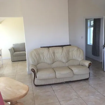 White Wave Holiday home